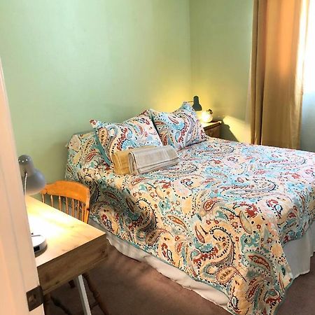 Festive Haven Room Hemet Εξωτερικό φωτογραφία