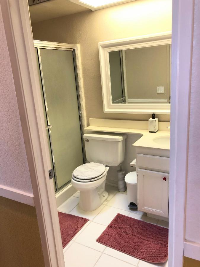 Festive Haven Room Hemet Εξωτερικό φωτογραφία